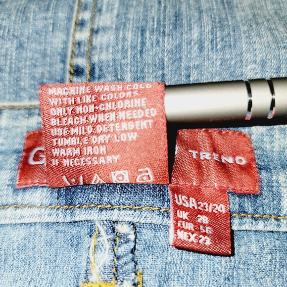 Goddess Trend Women Plus Size 23/24 Stretch Denim Mini Blue Jeans Skirt - Picture 10 of 11